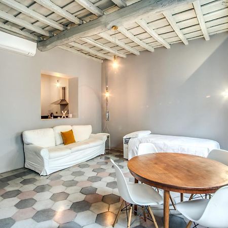 Stylish And Spacious Apartment Next To The Colosseum Rom Exterior foto