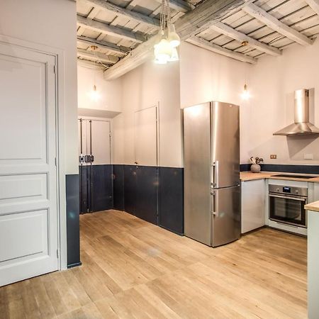 Stylish And Spacious Apartment Next To The Colosseum Rom Exterior foto