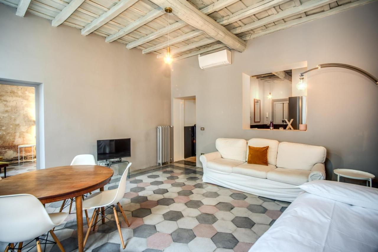 Stylish And Spacious Apartment Next To The Colosseum Rom Exterior foto