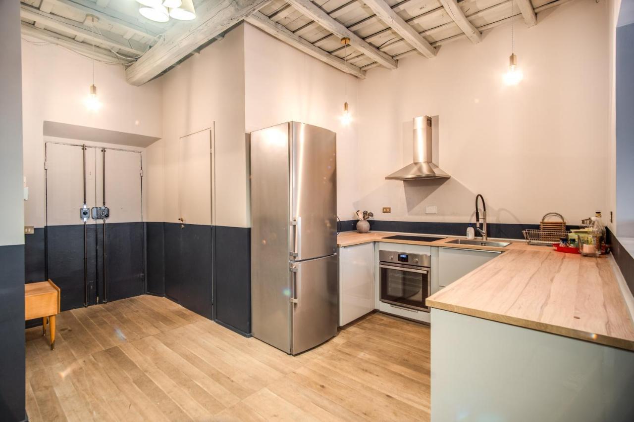 Stylish And Spacious Apartment Next To The Colosseum Rom Exterior foto