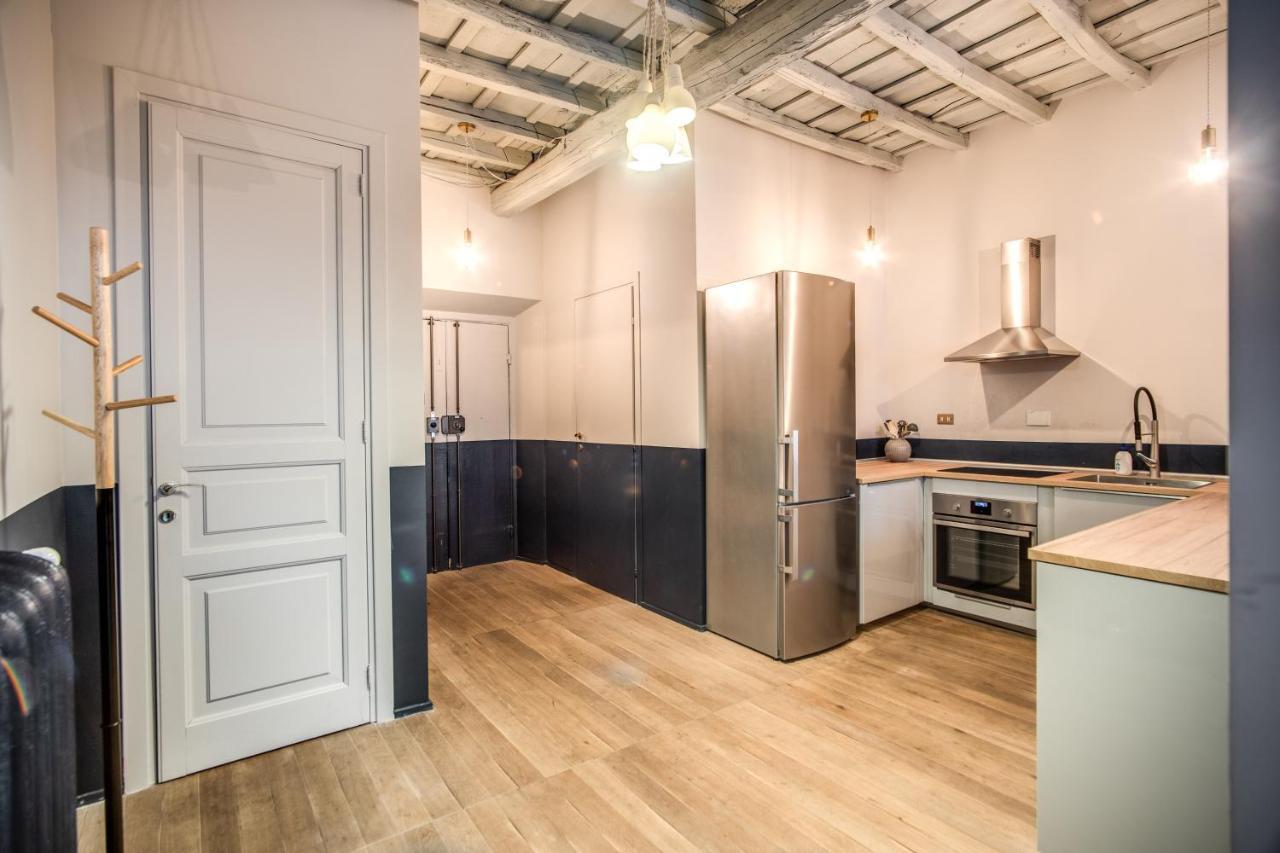 Stylish And Spacious Apartment Next To The Colosseum Rom Exterior foto