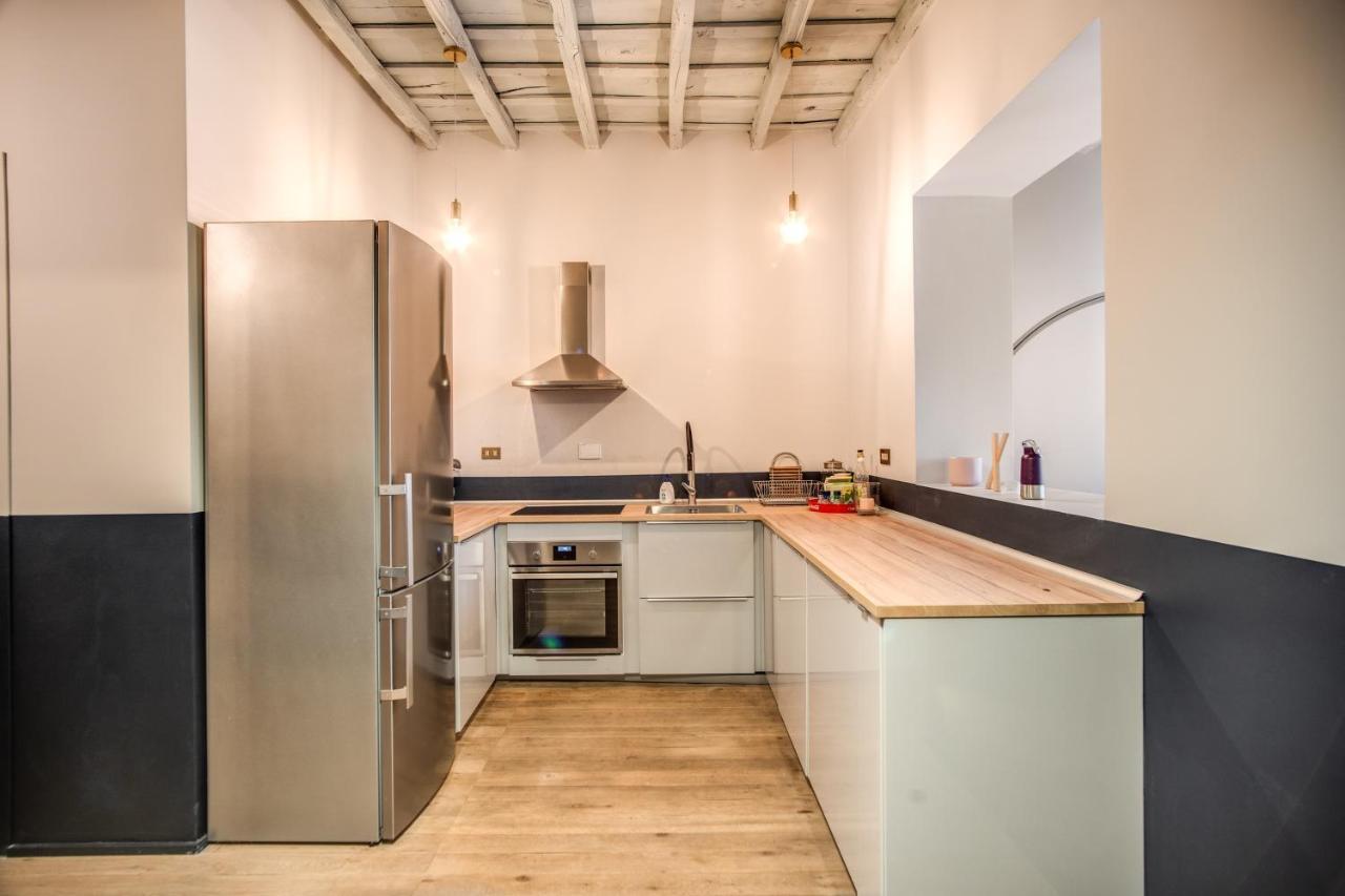 Stylish And Spacious Apartment Next To The Colosseum Rom Exterior foto